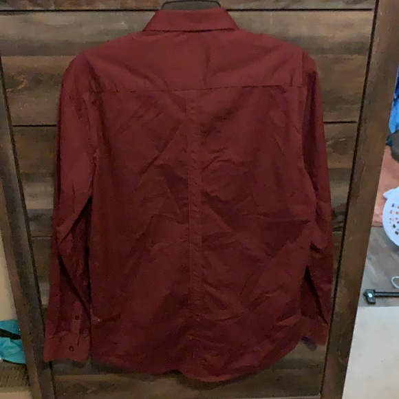 7Diamonds (Men’s warehouse) burgundy button down - Picture 2 of 4